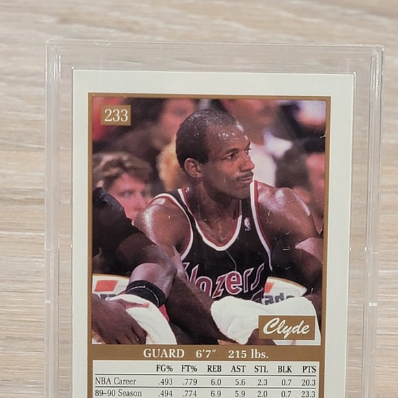 1990 SkyBox Clyde Drexler Autographed Portland Trail Blazers Basketball Signed - Picture 6 of 6